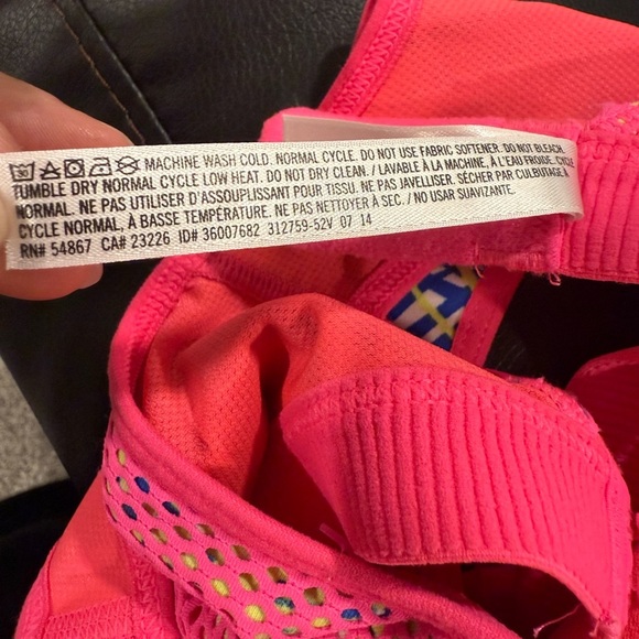 Victoria’s Secret VSX Vibrant Sports Bras Mesh Ventilation Activewear Sporty - Picture 8 of 13